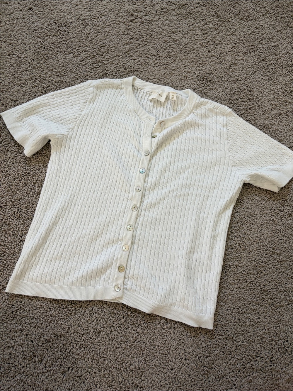 Cyrus Cream Short-Sleeve Button Cardigan